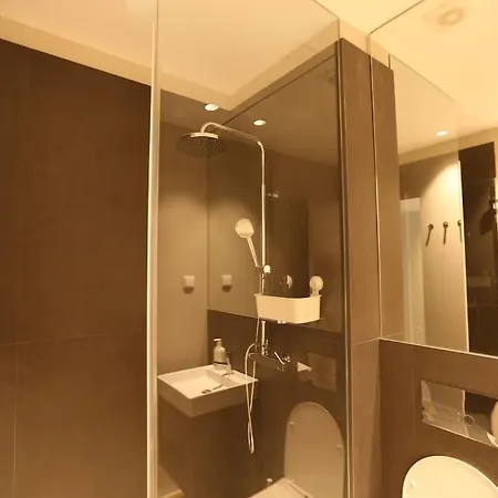 Apartment Center History 106 Letters Lissabon