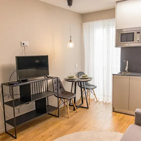 Center History 106 Letters Apartment