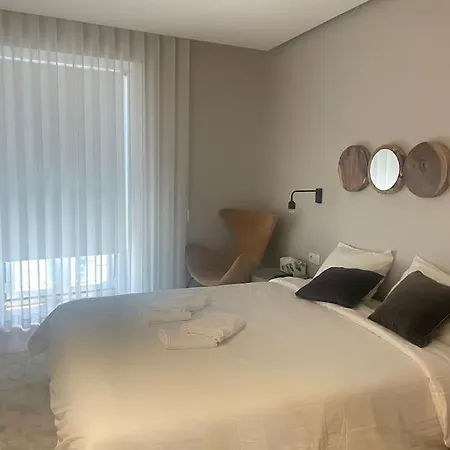 106 Letter - Charming Apartment In Lisbon Historic Quarter Lisboa