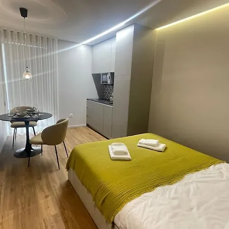 106 Letter - Charming Apartment In Lisbon Historic Quarter *