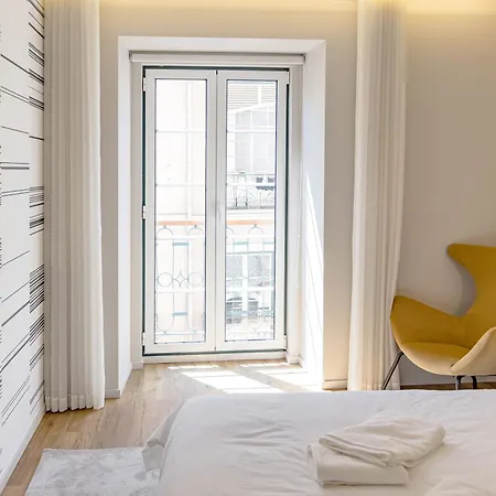 106 Letter - Charming In Historic Quarter