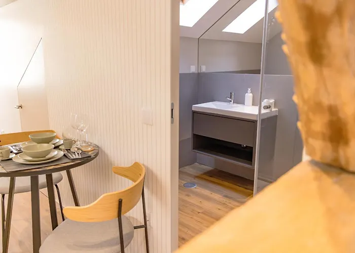 106 Letter - Charming In Historic Quarter Apartament Lizbona