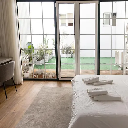 106 Letter - Charming In Historic Quarter Apartman *